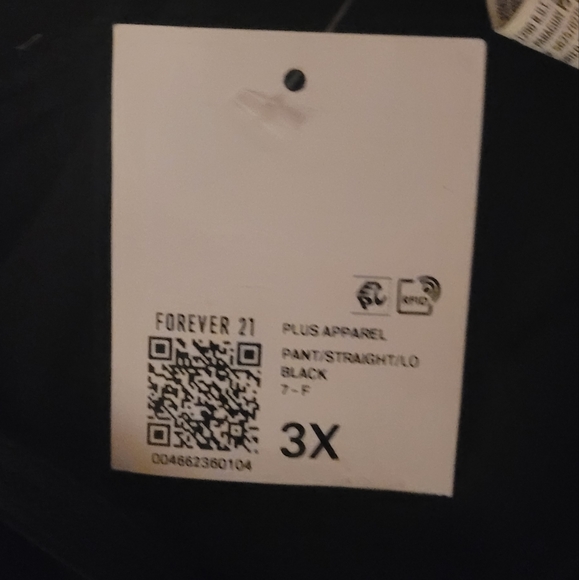 Forever 21 Plus Size Black Ruched Waist Pants - Picture 9 of 9